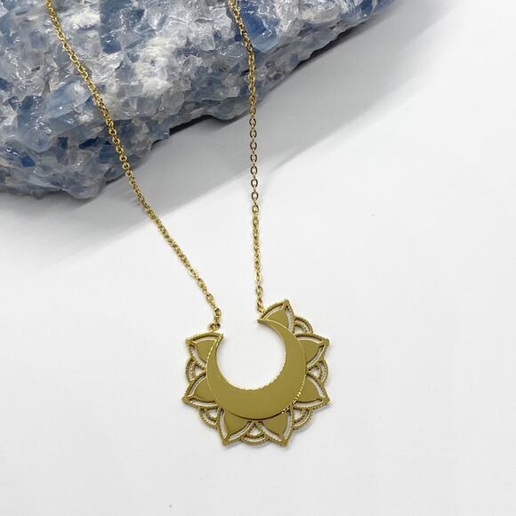 NEW Early Riser Sun Gold Layering Necklace - Picture 2 of 13